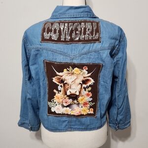 Upcycled Reworked Cowgirl Highland Cow Floral Graphic Chambray Cropped Shirt M